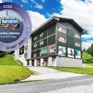 skihotel-lenka.spindleruvmlyn-hotels.com/