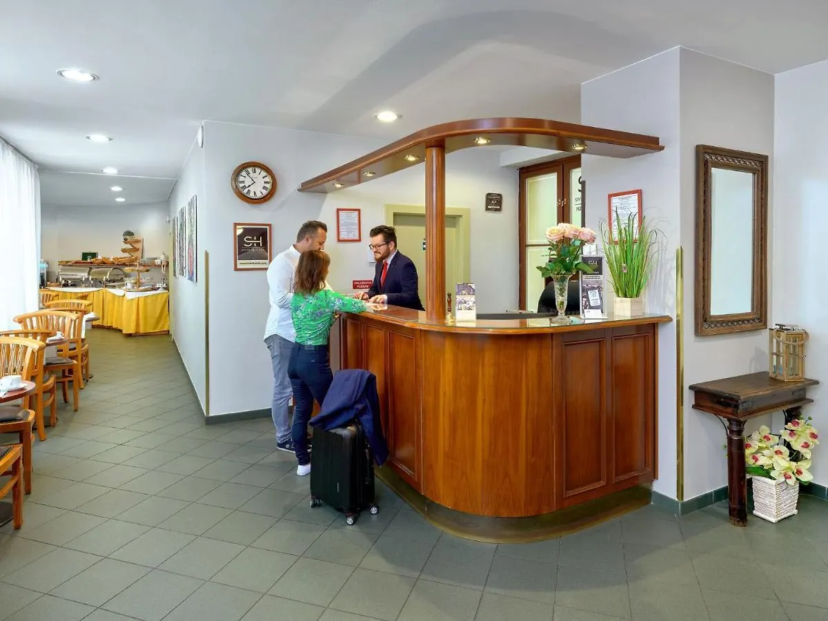 Hotel Melantrich Prague 3*,